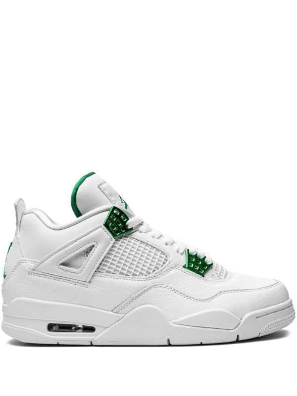 Air Jordan 4 Retro “White Oreo” – Clean, Classic & Always Fresh