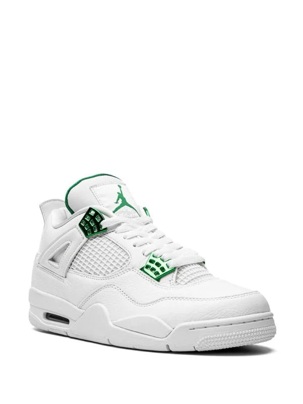 Air Jordan 4 Retro “White Oreo” – Clean, Classic & Always Fresh